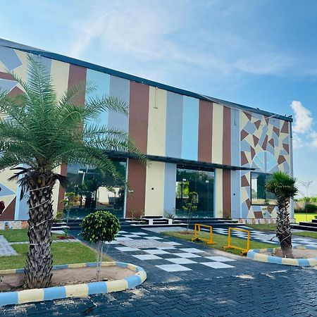 Royal Rajasthan Resort Sikar المظهر الخارجي الصورة